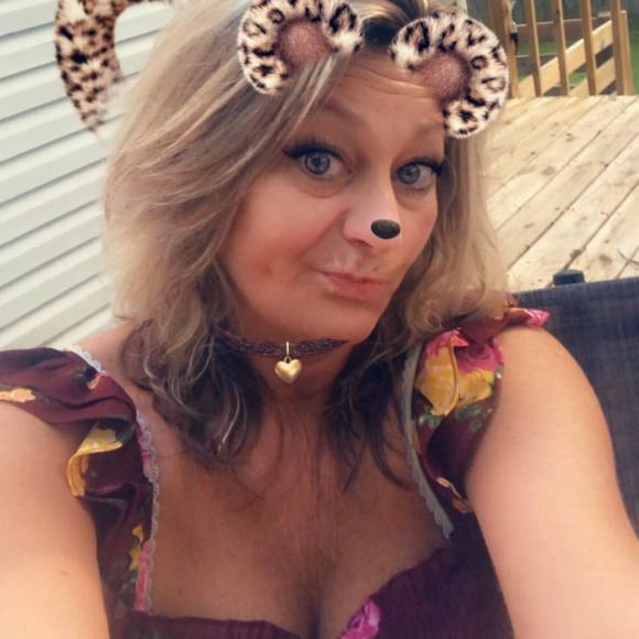 Meet your Posher, Mandy - Picture 1 of 1